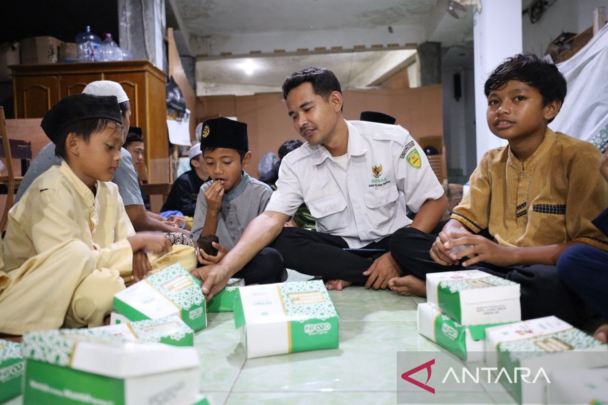 Baznas salurkan 1.000 paket buka puasa untuk panti asuhan di Jakarta