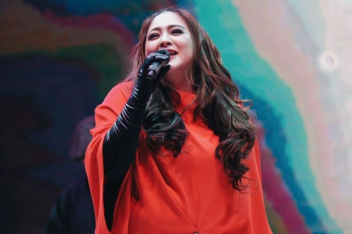 Audy kembali ke industri musik dengan merilis lagu bertajuk "Akhir Kisah Kita"