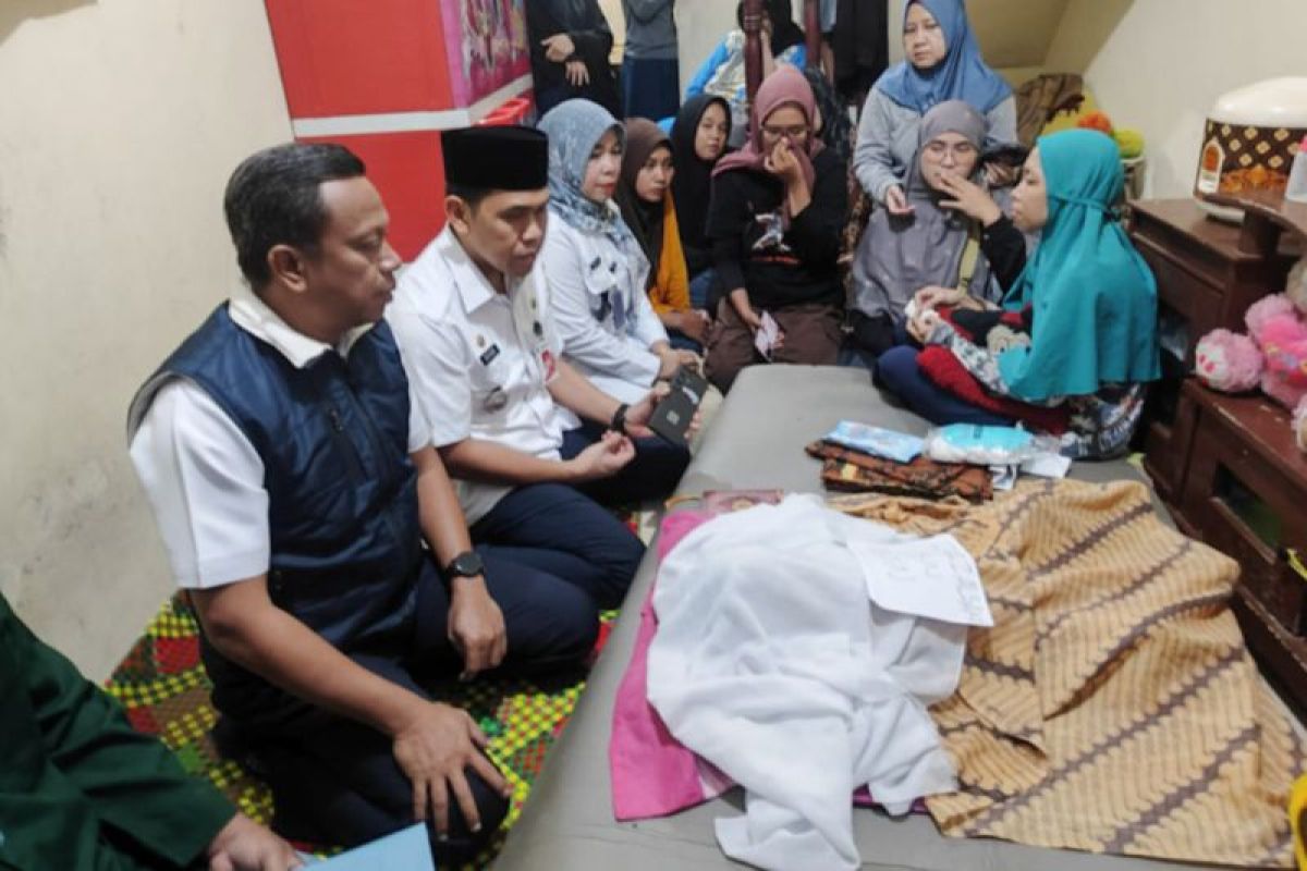Jaksel pastikan bantu kebutuhan pemakaman korban arus Kali Ciliwung