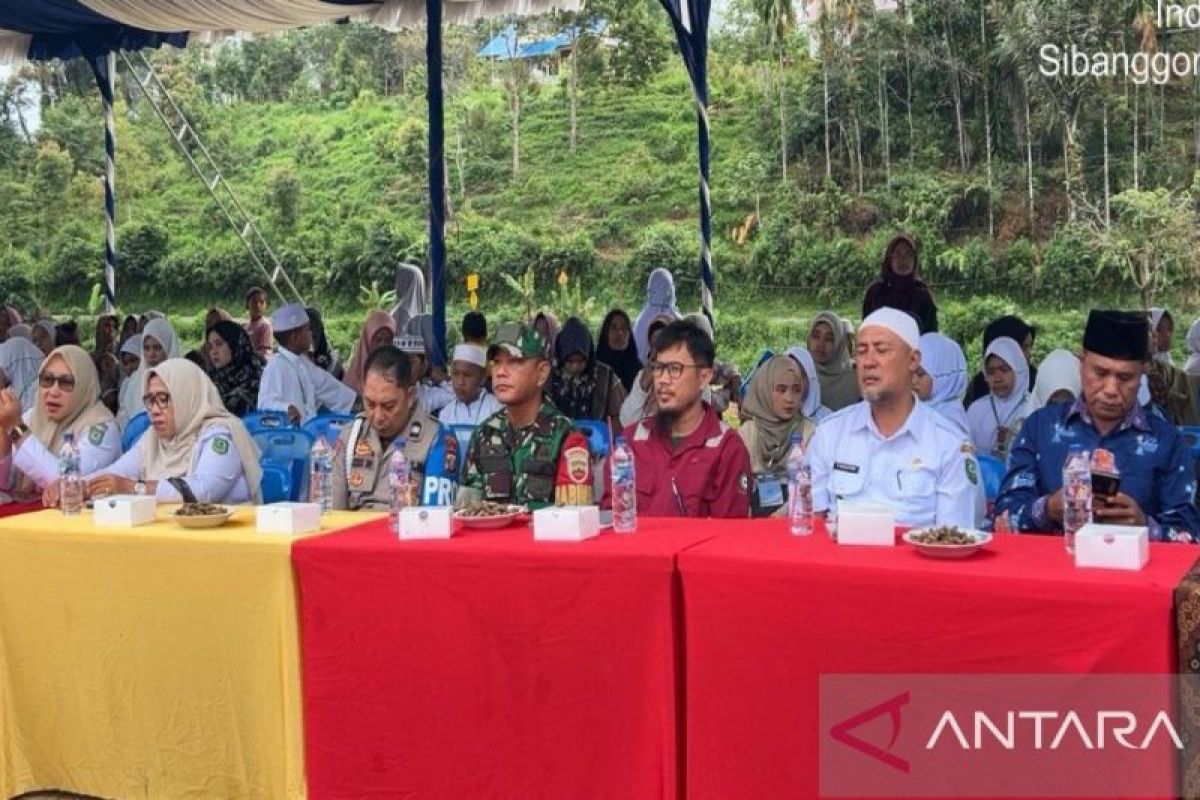 PT SMGP fasilitasi lomba keagamaan tingkat kecamatan di Puncak Sorik Marapi