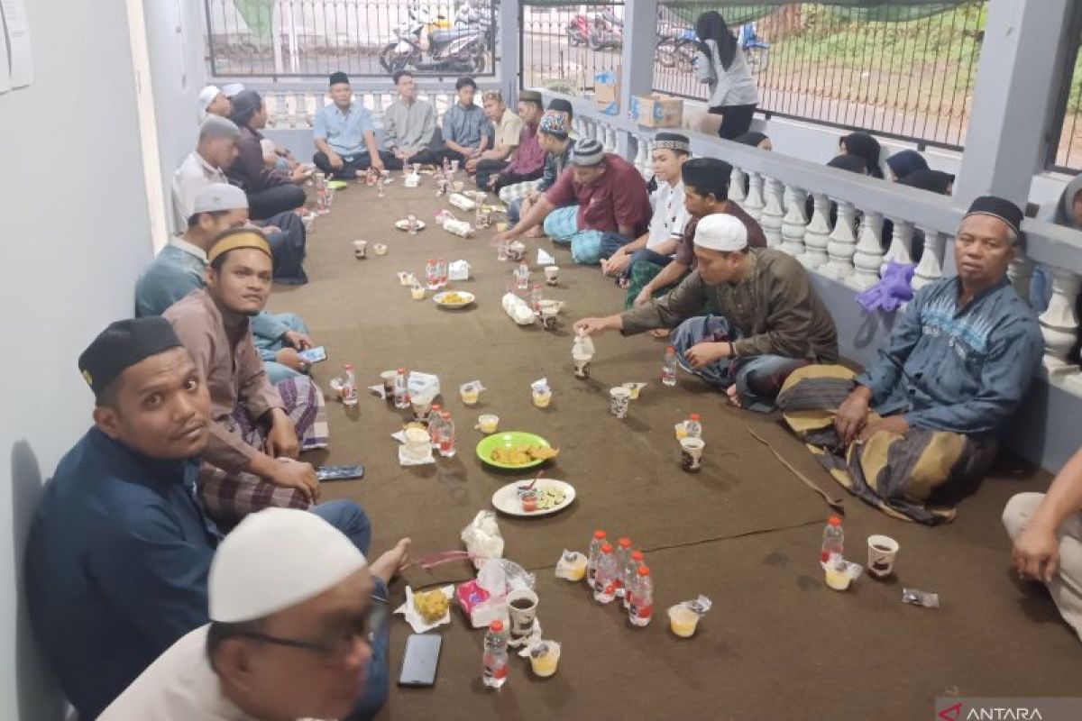 Warga CPA Banjarbaru lestarikan tradisi buka puasa selama puluhan tahun