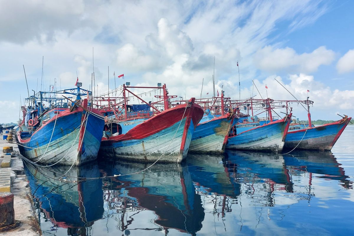 KKP bekukan izin 11 kapal terduga 