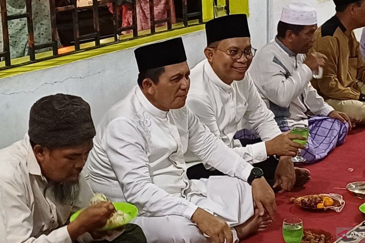 Gubernur Ansar dan jajaran Safari Ramadhan di 15 masjid