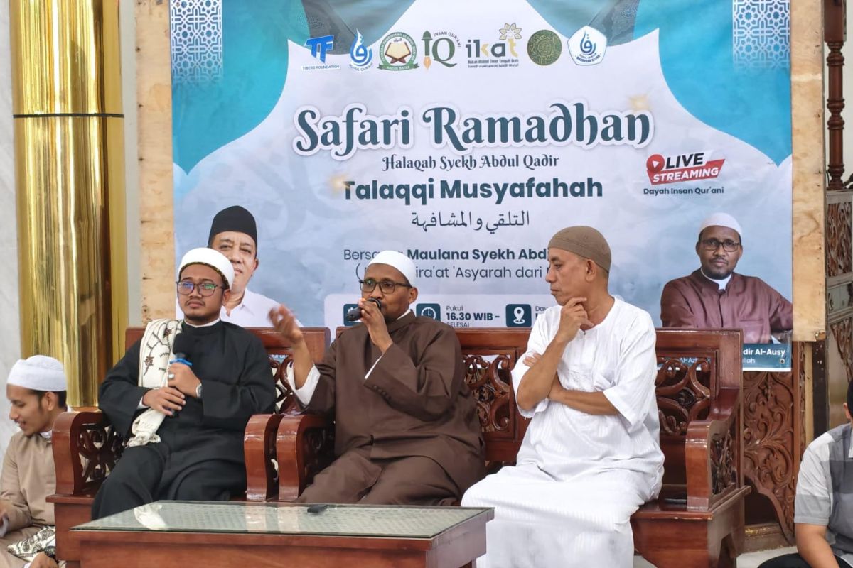 Ulama Qiraat Mesir ajarkan pemahaman Al Quran kepada santri IQ Aceh Besar