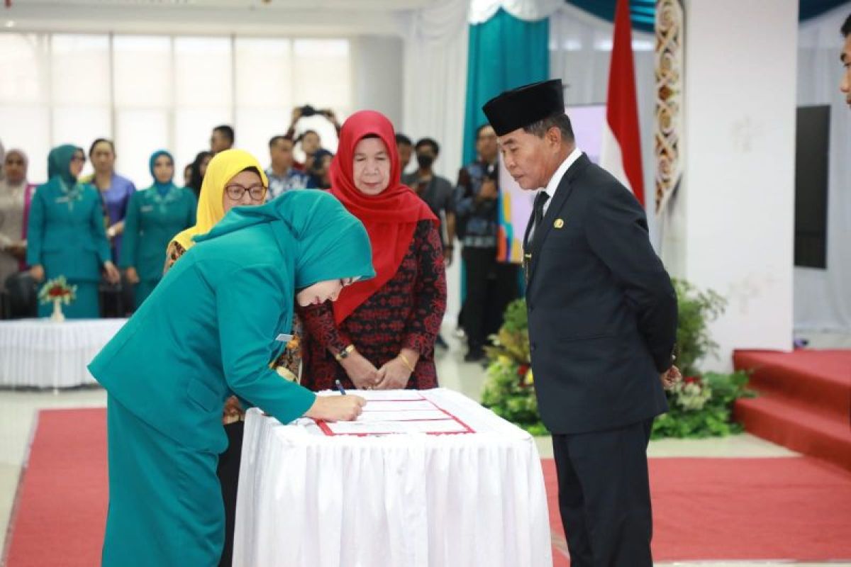 Gubernur Kaltara kukuhkan Bunda Paud dan Lantik Ketua PKK