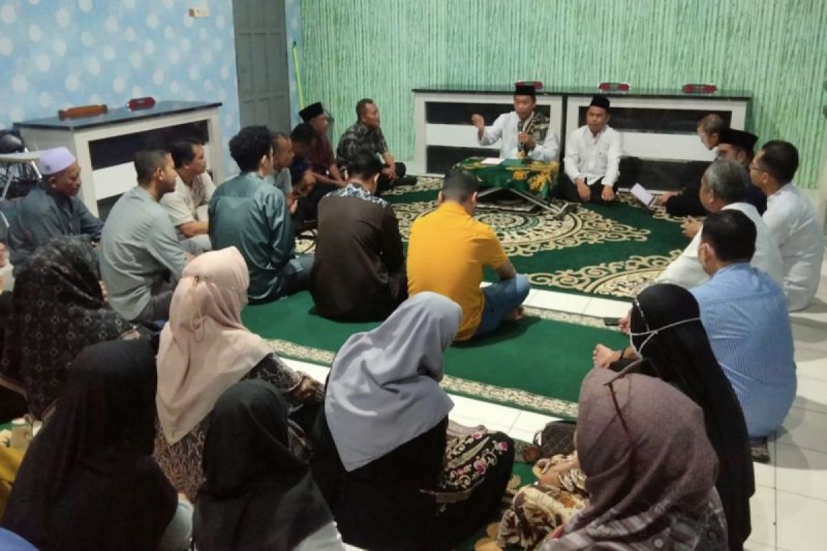 Dinkes Kapuas tingkatkan pembangunan bidang agama bagi pegawai saat Ramadhan