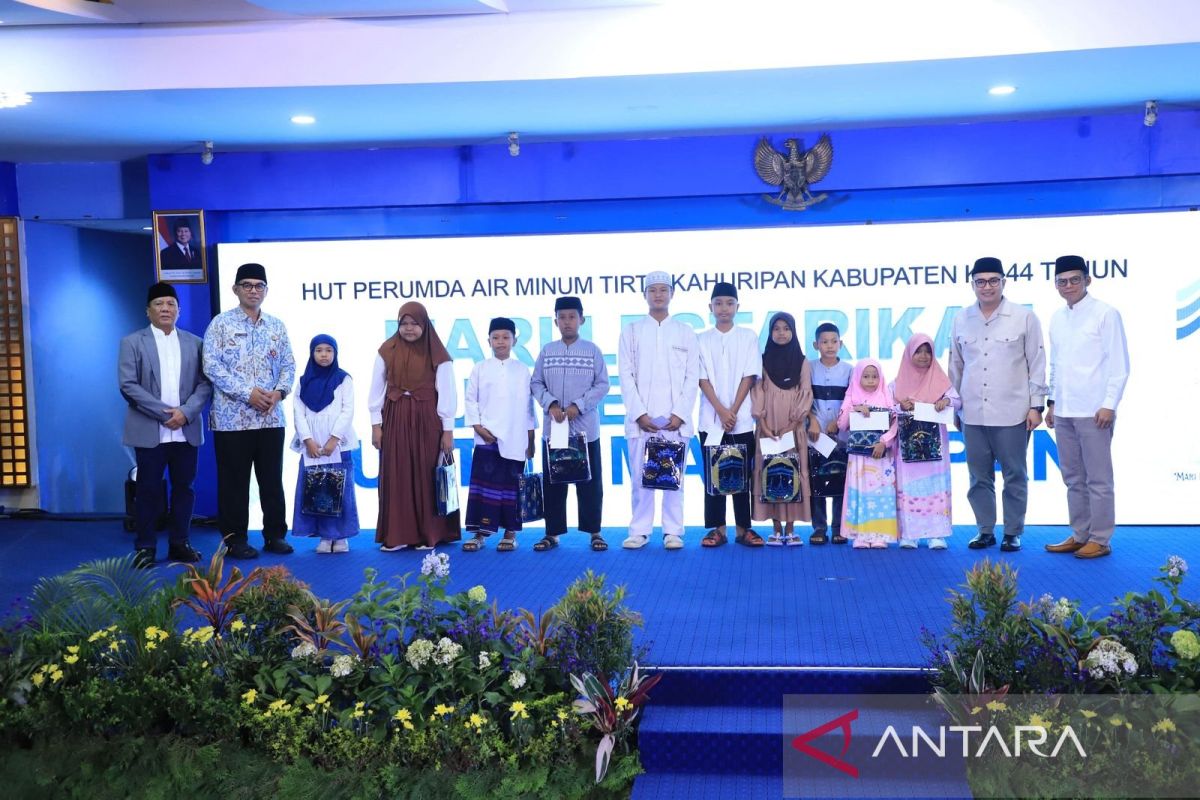 Tirta Kahuripan Bogor ajak warga lestarikan sungai pada perayaan HUT