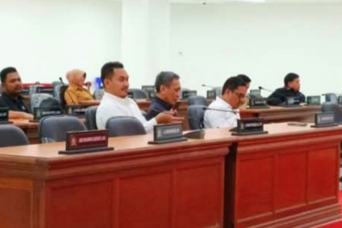 DPRD Sulbar bahas tiga ranperda inisiatif