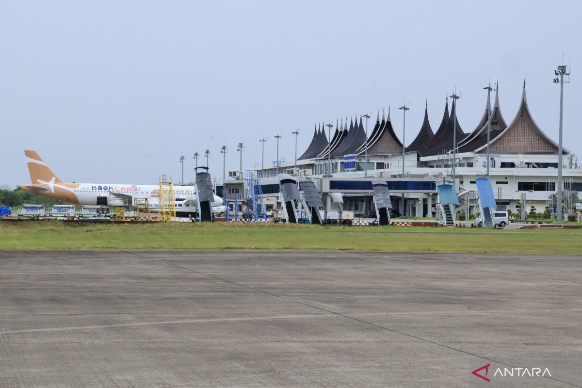 BMKG pantau gerak abu vulkanik erupsi Marapi, khawatir ganggu bandara