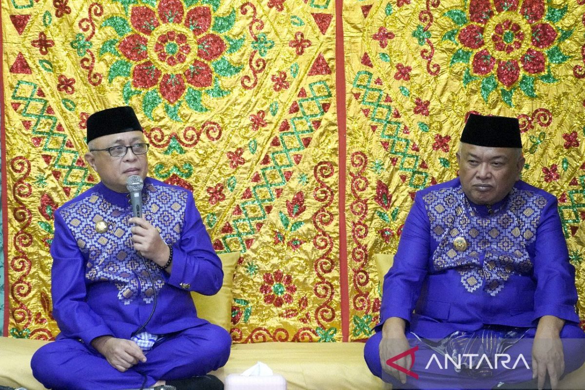 Bupati Gorontalo sebut prosesi adat Mopotilolo bagian pelestarian budaya