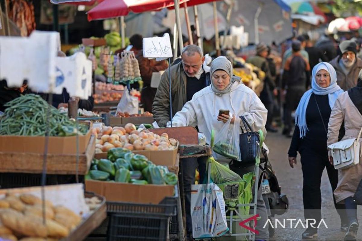 Warga Lebanon kesulitan belanja kebutuhan pokok selama Ramadhan