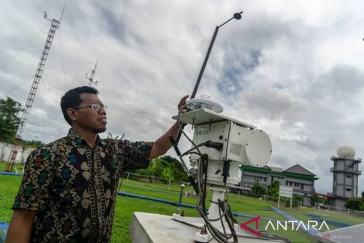 BMKG Yogyakarta imbau warga waspadai cuaca ekstrem akibat "shearline"