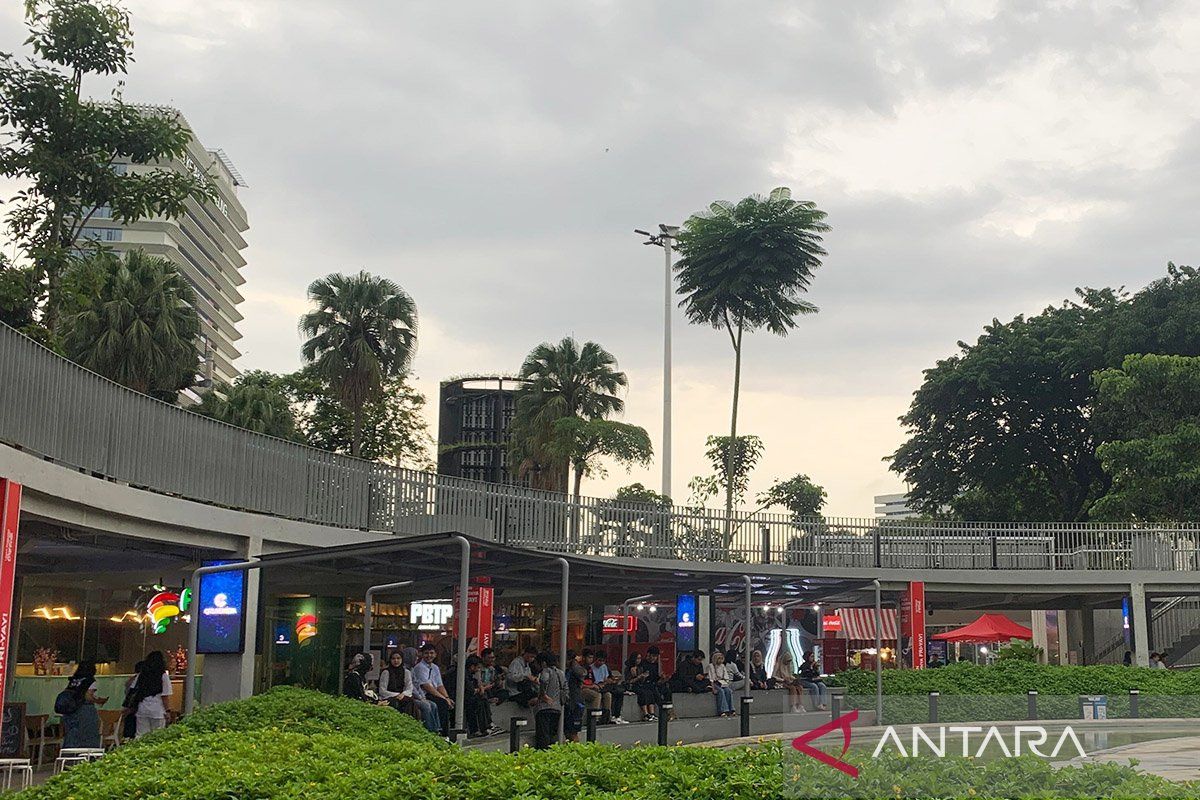 Taman Literasi Blok M jadi tempat ngabuburit pilihan warga