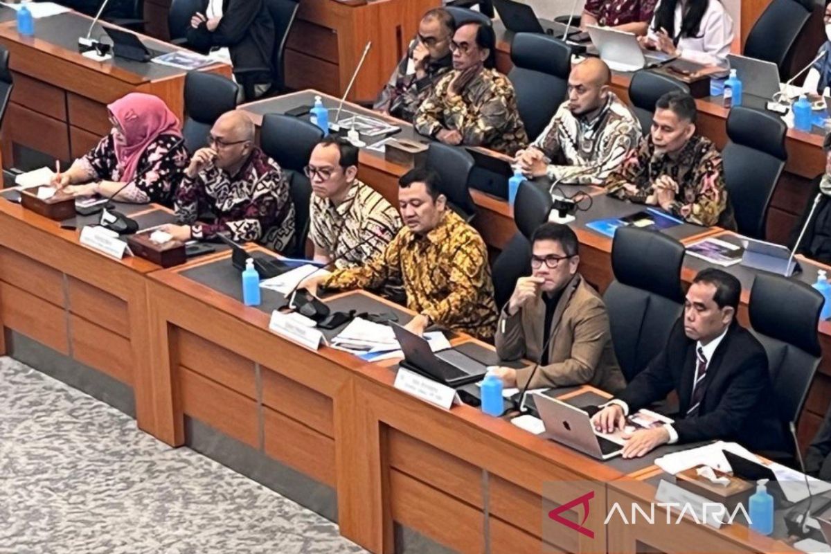 Indonesia to strengthen public broadcasting with merger plan