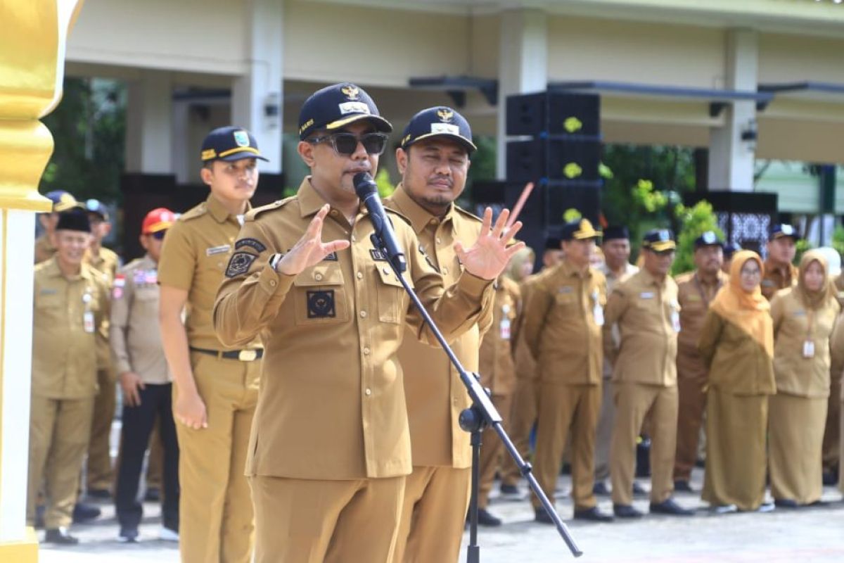 Bupati Probolinggo paparkan program 100 hari dalam apel perdana