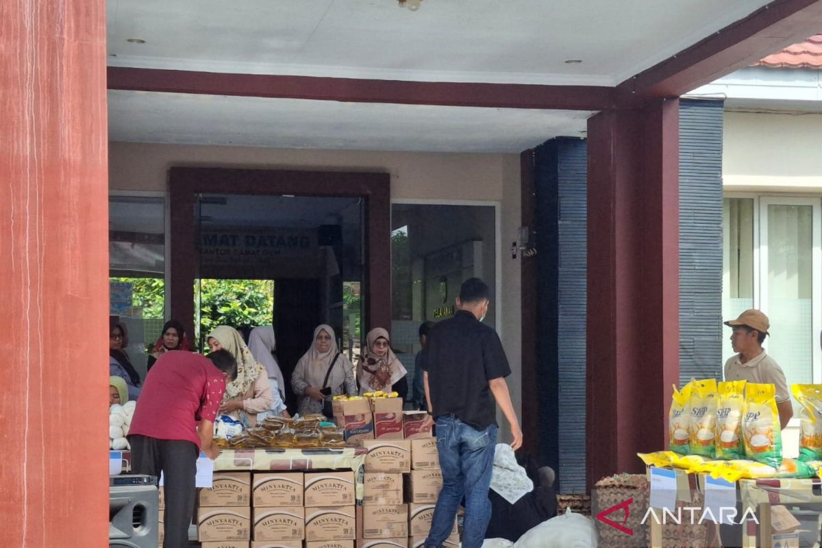 Pemkab Mukomuko gelar pasar murah selama tujuh hari