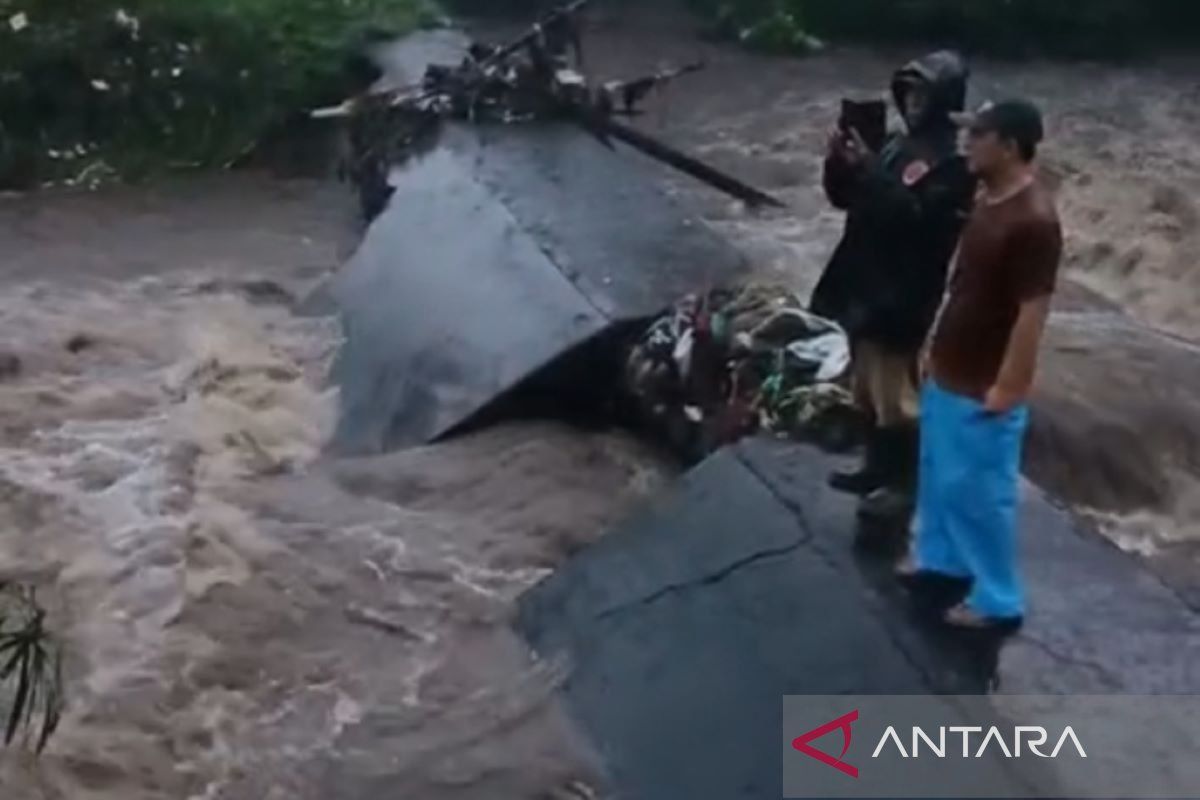 BPBD: Hujan deras sebabkan tanggul irigasi di Rejang Lebong jebol