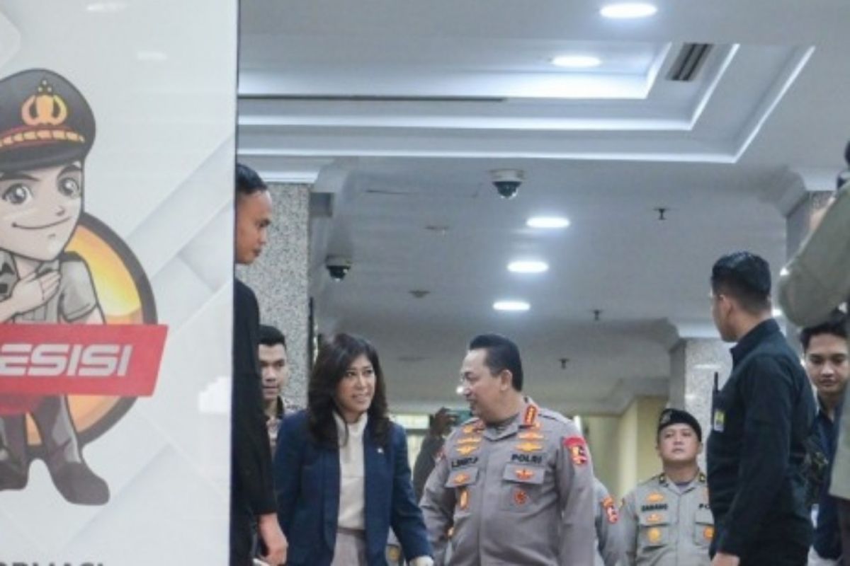 Menkomdigi Meutya Hafid dan Kapolri bersinergi tangani BTS palsu dan judi online