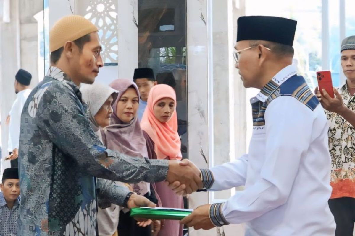 Tim Safari Ramadhan Pemkab Simalungun kunjungi dua masjid