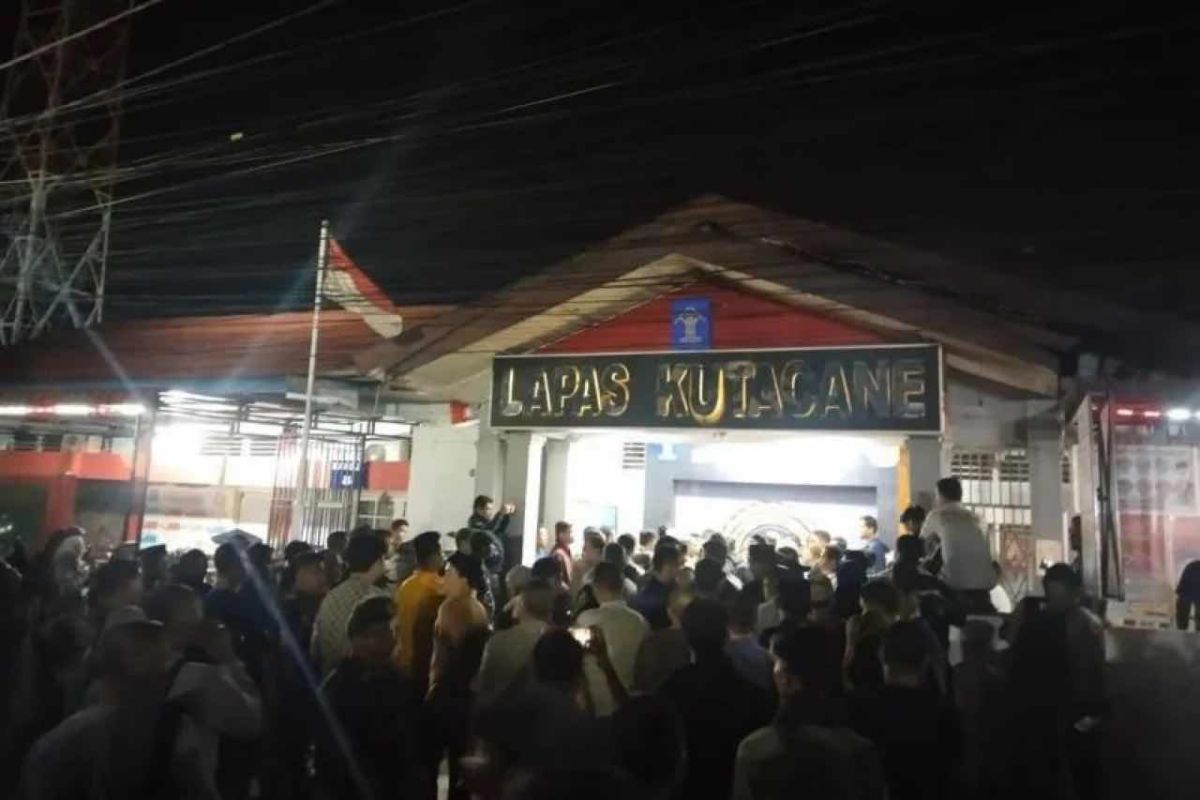 39 napi masih dalam pelarian, Bupati Agara imbau warga tetap waspada