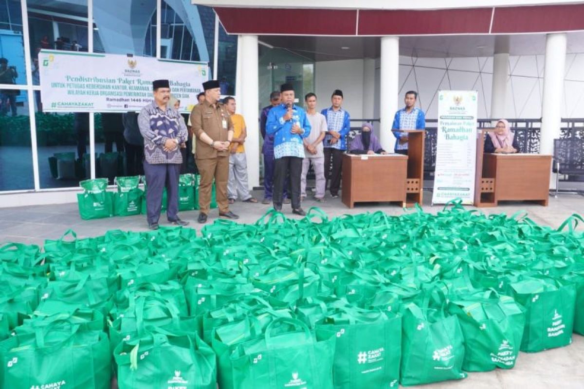 Pemkab dan Baznas Siak salurkan 1.861 paket sembako Ramadhan