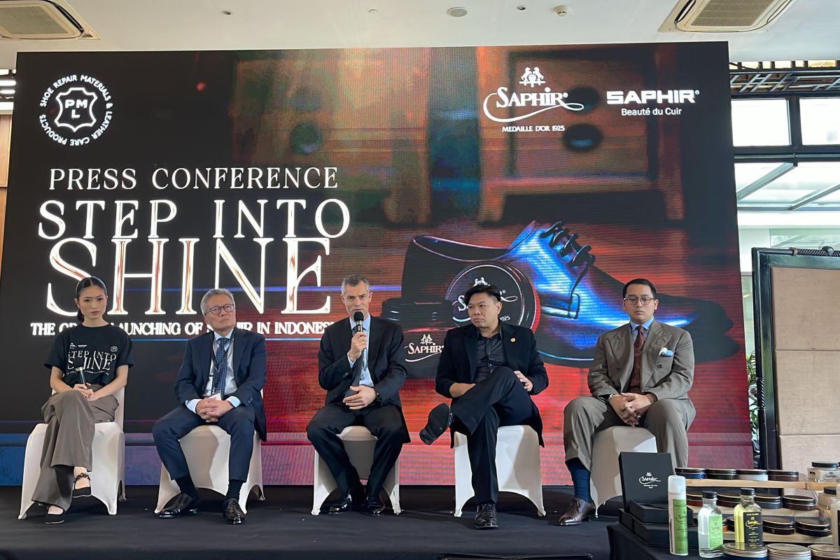 Saphir 'Step Into Shine' tawarkan perawatan sepatu dan kulit kualitas tinggi