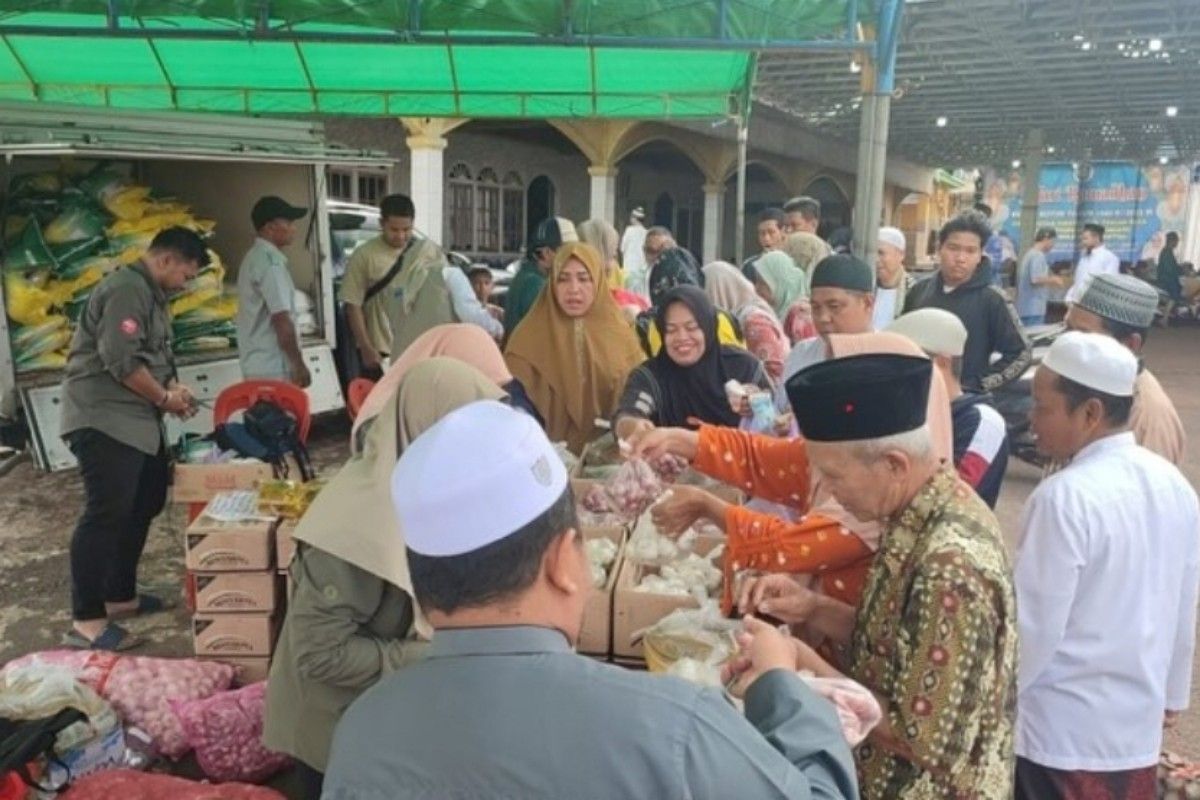 Operasi pasar murah di Kotim digelar hingga ke kecamatan
