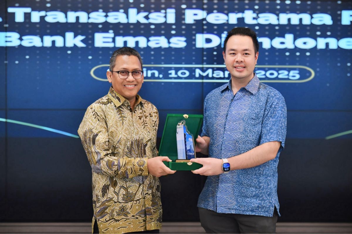 Pegadaian beri pinjaman modal kerja emas bagi PT Lotus Lingga Pratama