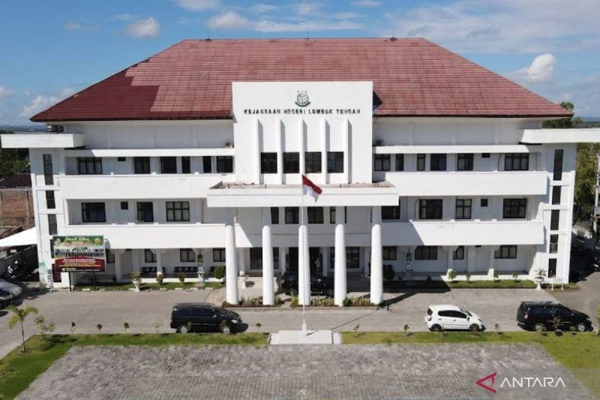 Kejari: Kasus pajak penerangan jalan di Lombok Tengah masih penyidikan