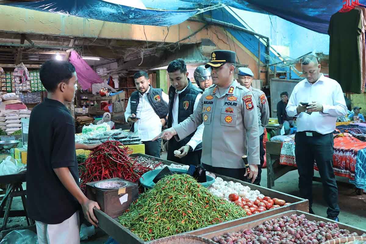 Polres Aceh Tamiang tindak tegas pedagang timbun bahan pokok