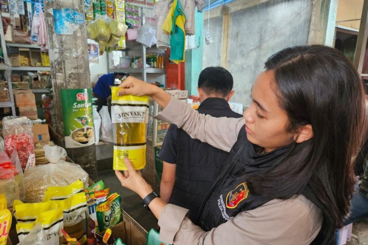 Satgas Pangan Polda Kepri pastikan takaran MinyakKita sesuai