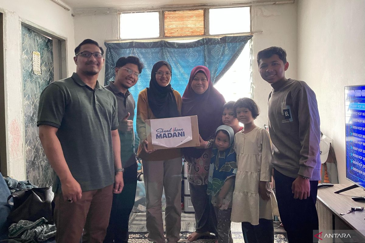 UNIDA Gontor-IIUM Malaysia gelar program bantuan pangan masyarakat