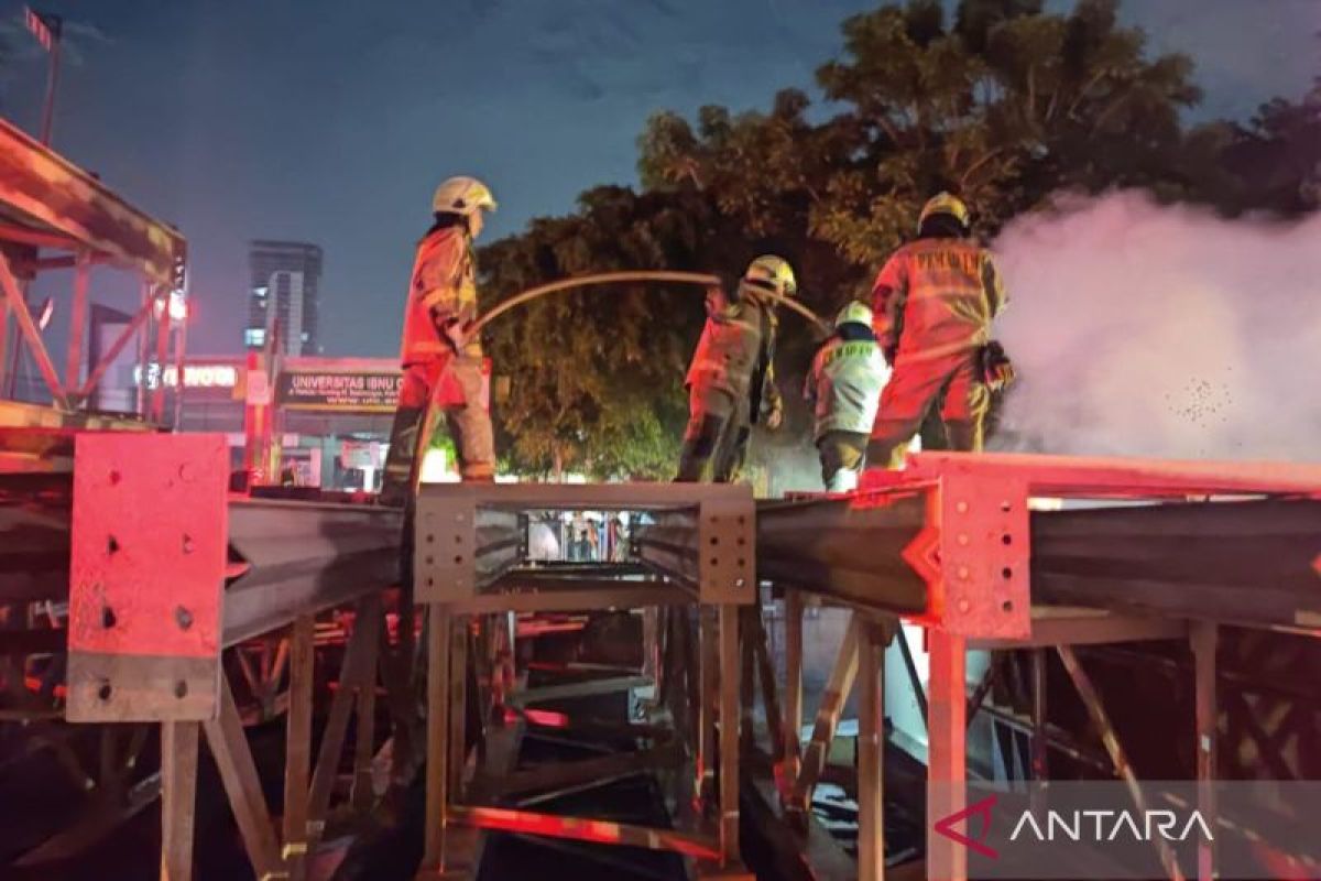 Kerugian akibat kebakaran proyek LRT di Jaktim mencapai Rp10 juta