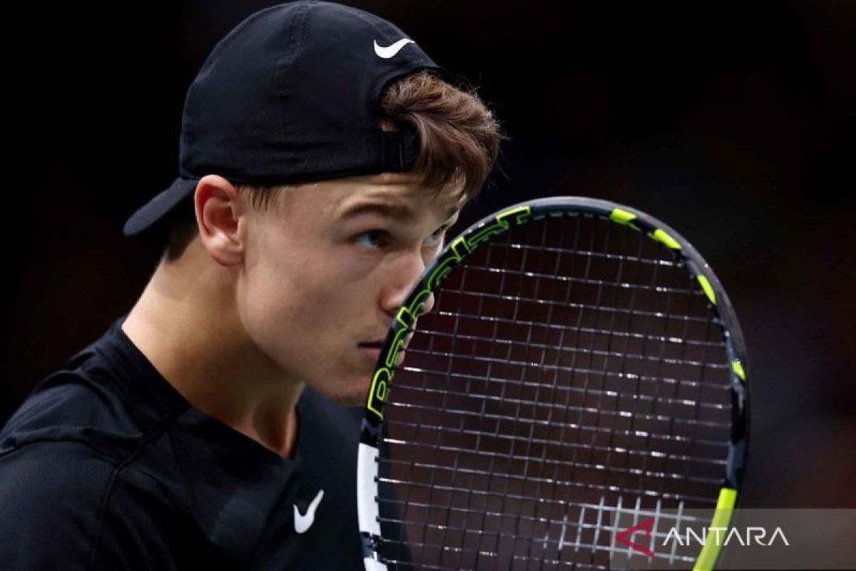 Rune hadang Stefanos Tsitsipas untuk capai babak perempat final Indian Wells