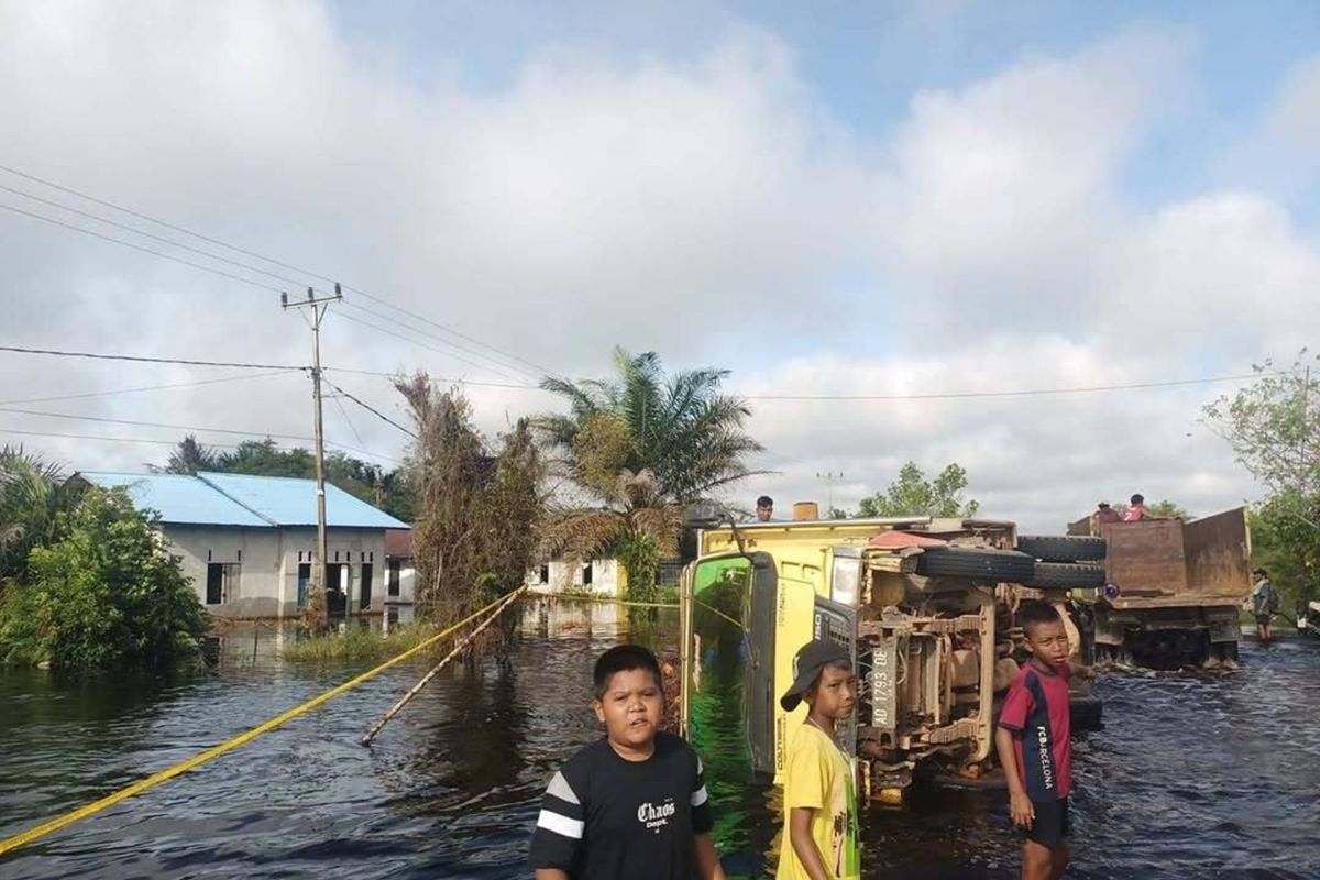 BPBD Kalbar mendorong  pemda mitigasi bencana hadapi cuaca ekstrem