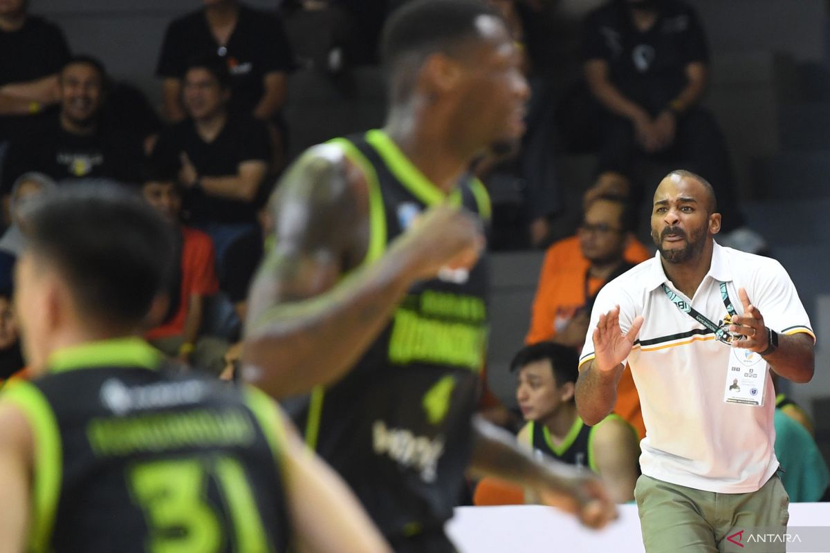 Borneo perpanjang kontrak Akeem Scott sebagai asisten pelatih