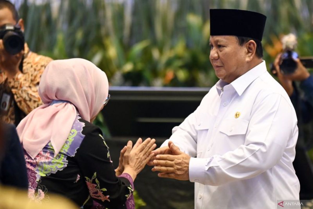 Prabowo bangga dedikasi para menteri di saat efisiensi anggaran