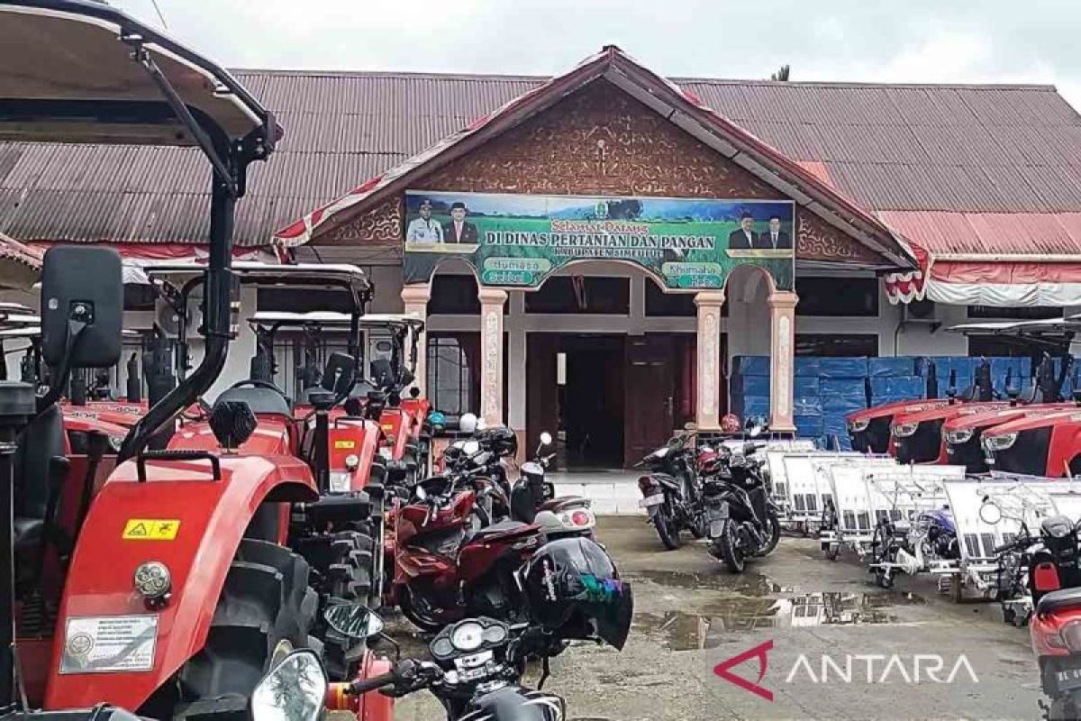 Kementan bantu alat pertanian modern untuk petani Simeulue