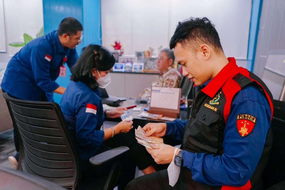 Kejaksaan geledah sejumlah lokasi terkait dugaan korupsi di Komdigi