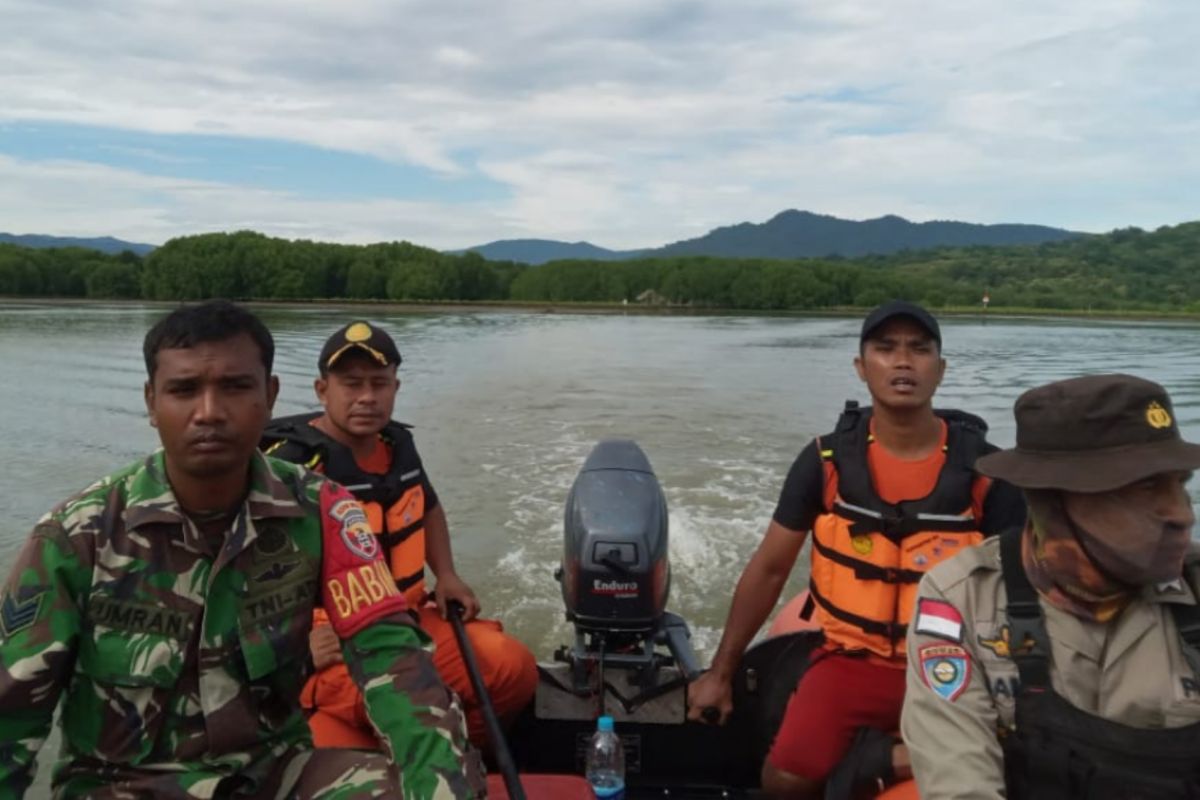 Tim SAR sisir muara cari nelayan hilang di Manggarai Barat