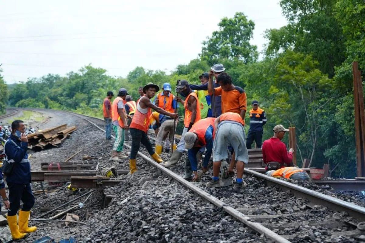 KAI Palembang intensifkan perawatan sarana-prasarana menjelang lebaran