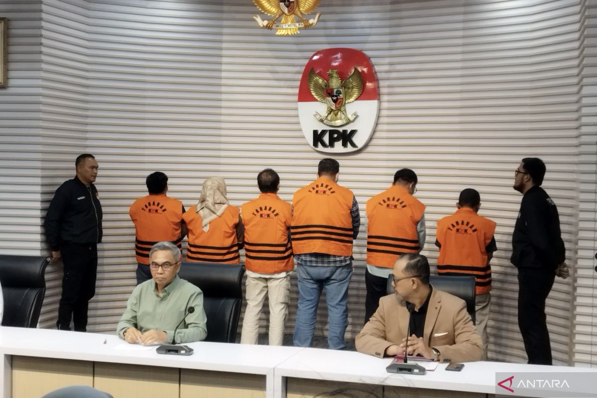KPK tetapkan Kadis PUPR-Anggota DPRD OKU Sumsel tersangka suap proyek