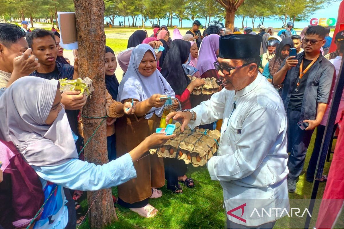 Pemkab Natuna gelar pasar murah bantu warga penuhi kebutuhan bahan pokok