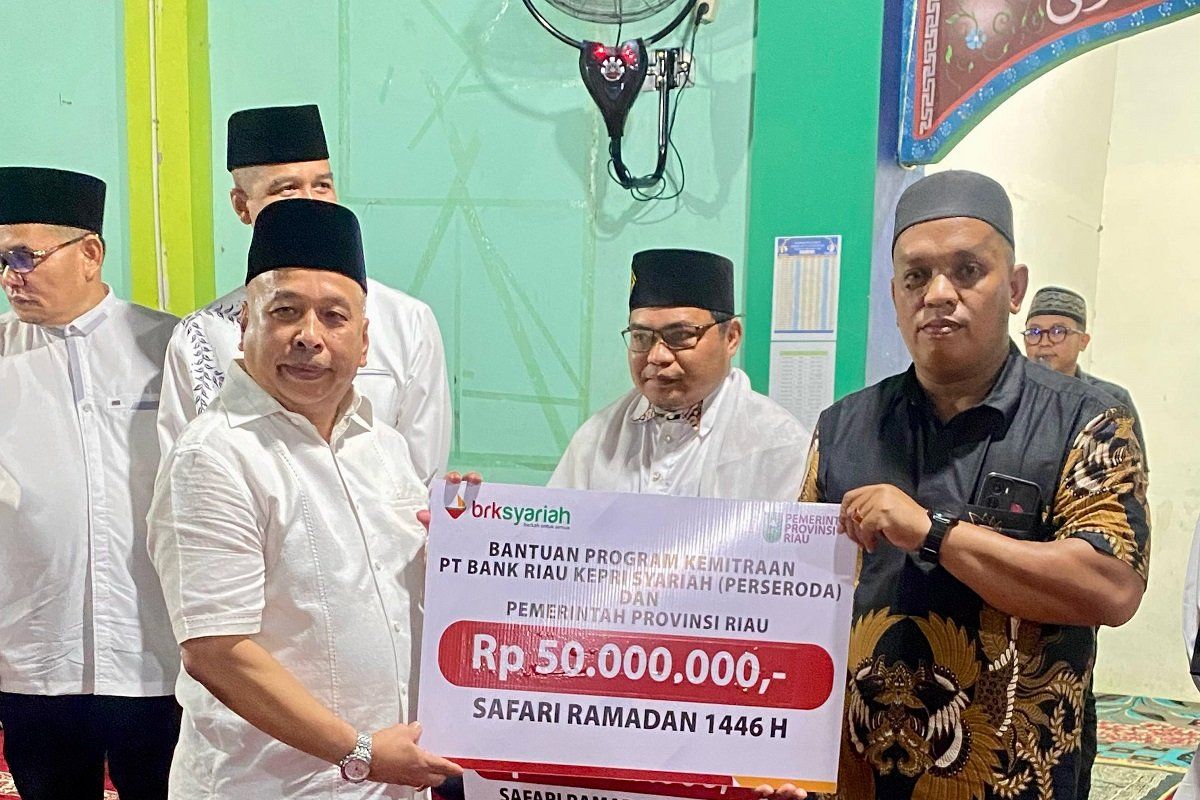 Safari Ramadan di Ujung Batu, BRK Syariah salurkan program CSR untuk 2 masjid