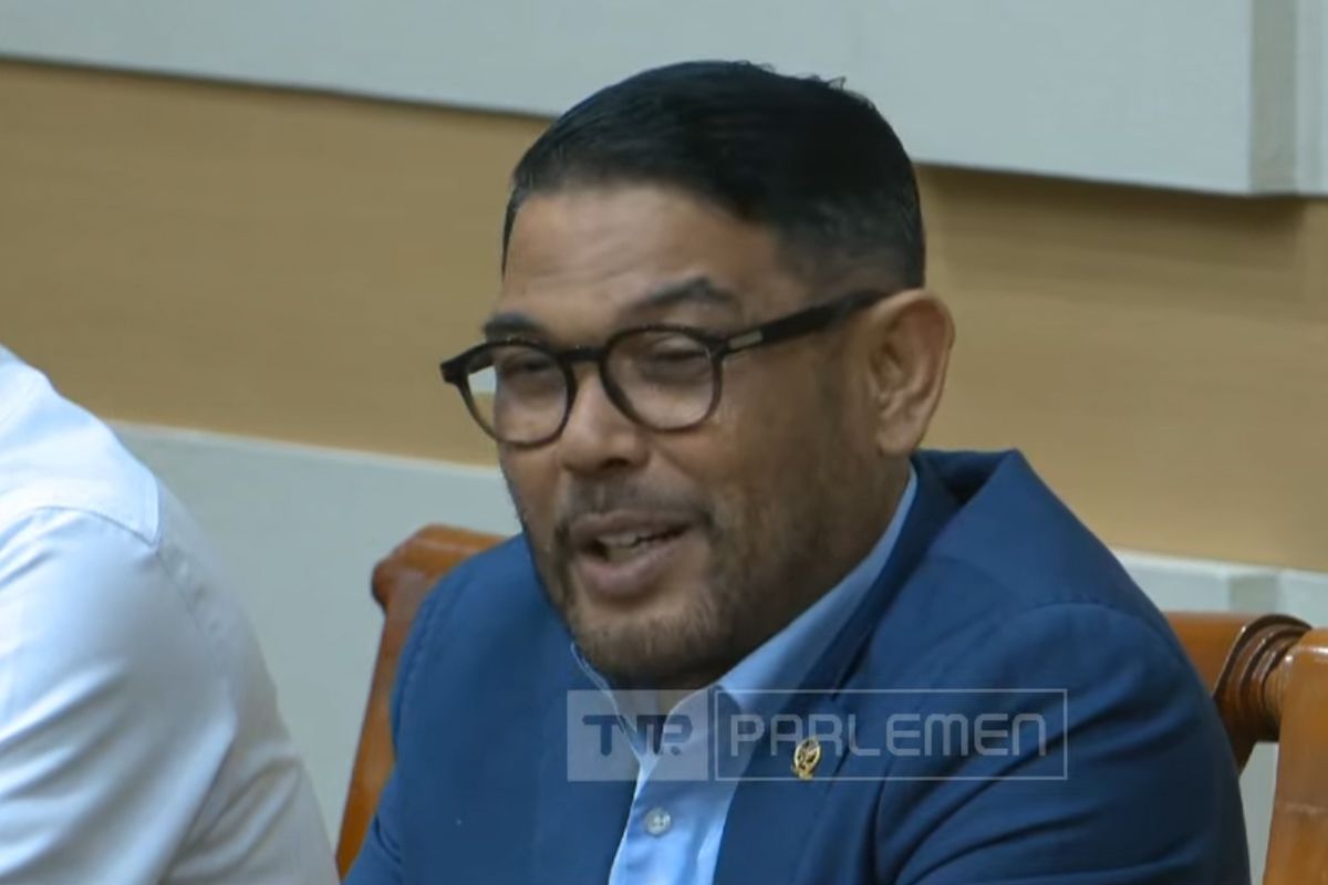 Anggota DPR usul desa presisi dibentuk agar warga dekat dengan polisi