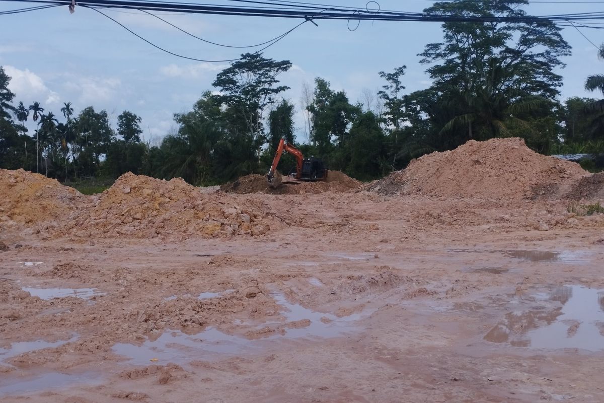 Penimbunan lahan di Kelakap Tujuh Dumai diduga pakai tanah urug ilegal