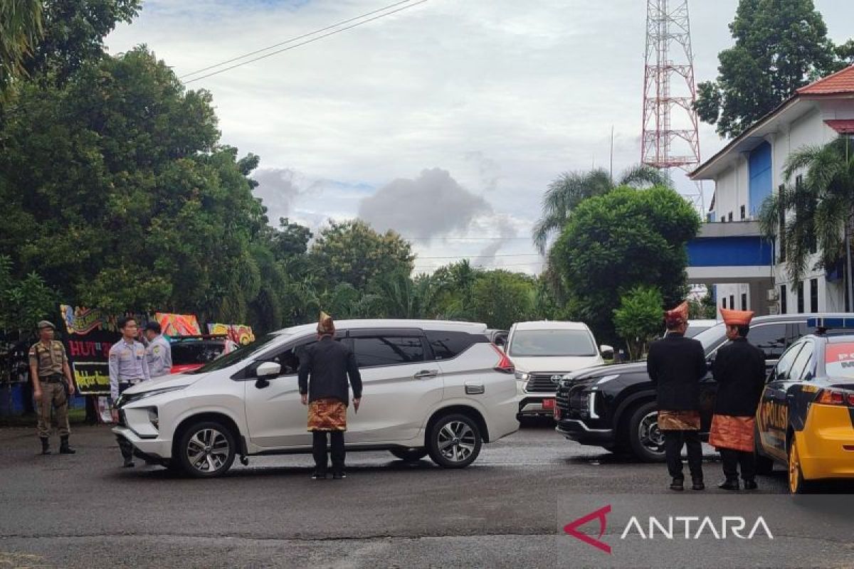 Wali Kota Bengkulu bolehkan ASN gunakan mobil dinas saat Idul Fitri