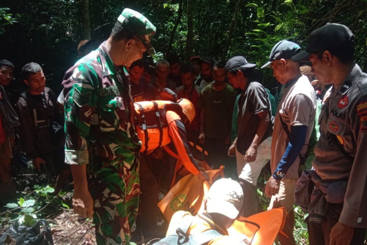 Tim SAR: Pemuda yang jatuh ke air terjun di Manggarai Barat ditemukan meninggal