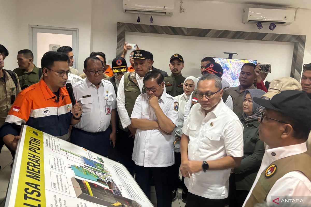 Minister Zulkifli Hasan supports waste-to-energy processing in Jakarta