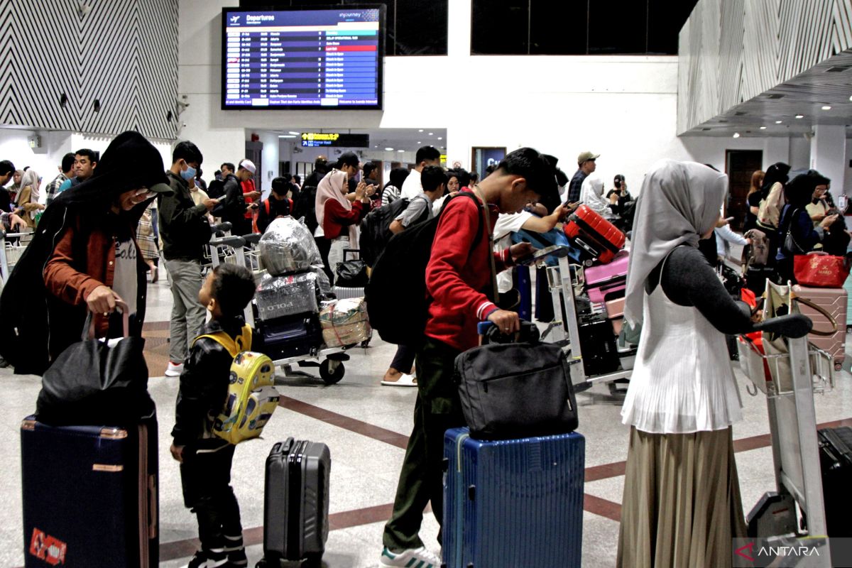 Indonesia allocates $765 million stimulus for Ramadan, Eid